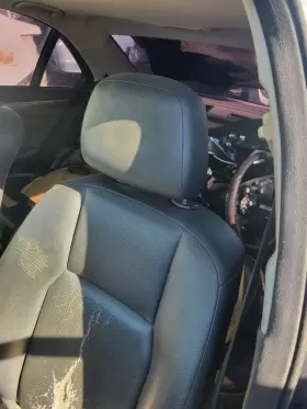 140030 Mercedes-benz 2008-2014 W204 C250 C300 C350 Front Left And Right Headrest