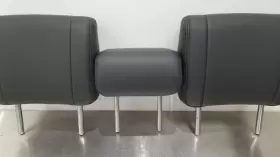206.to1922 Toyota 22 Tundra Limited Rear Headrest Set Black Leather Crew Cab #3